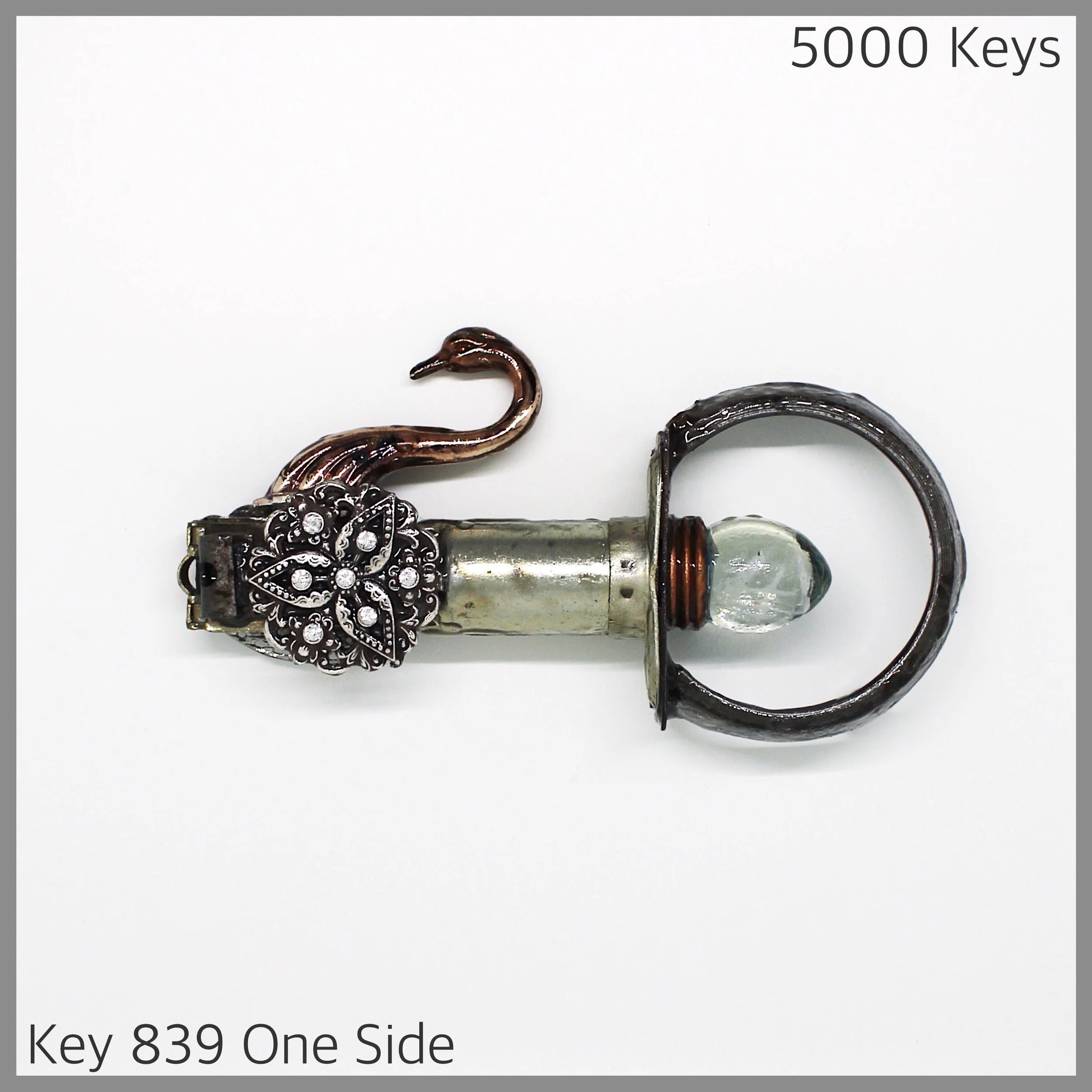 Key 839 one side - 1.JPG