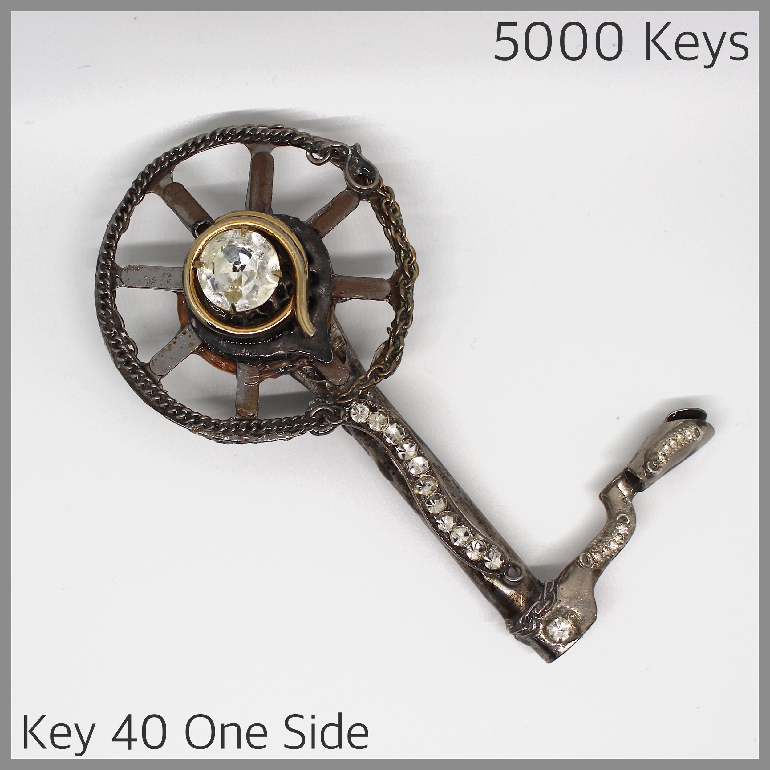 Key 40 one side - 1.JPG