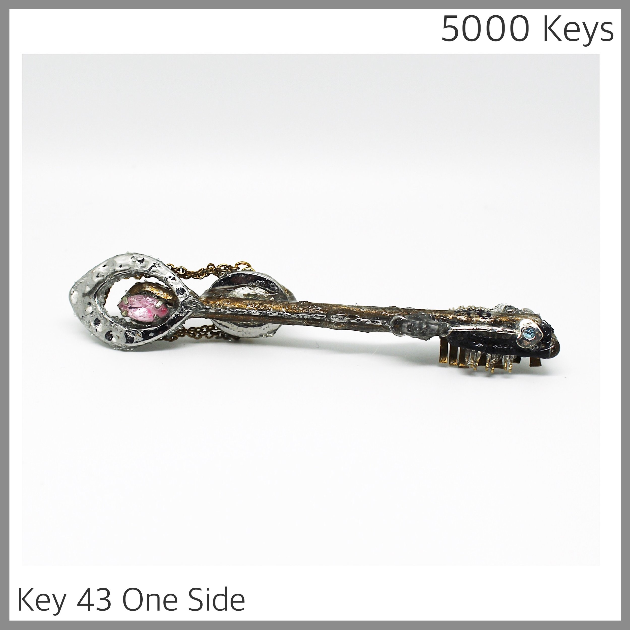 Key 43 one side - 1.JPG