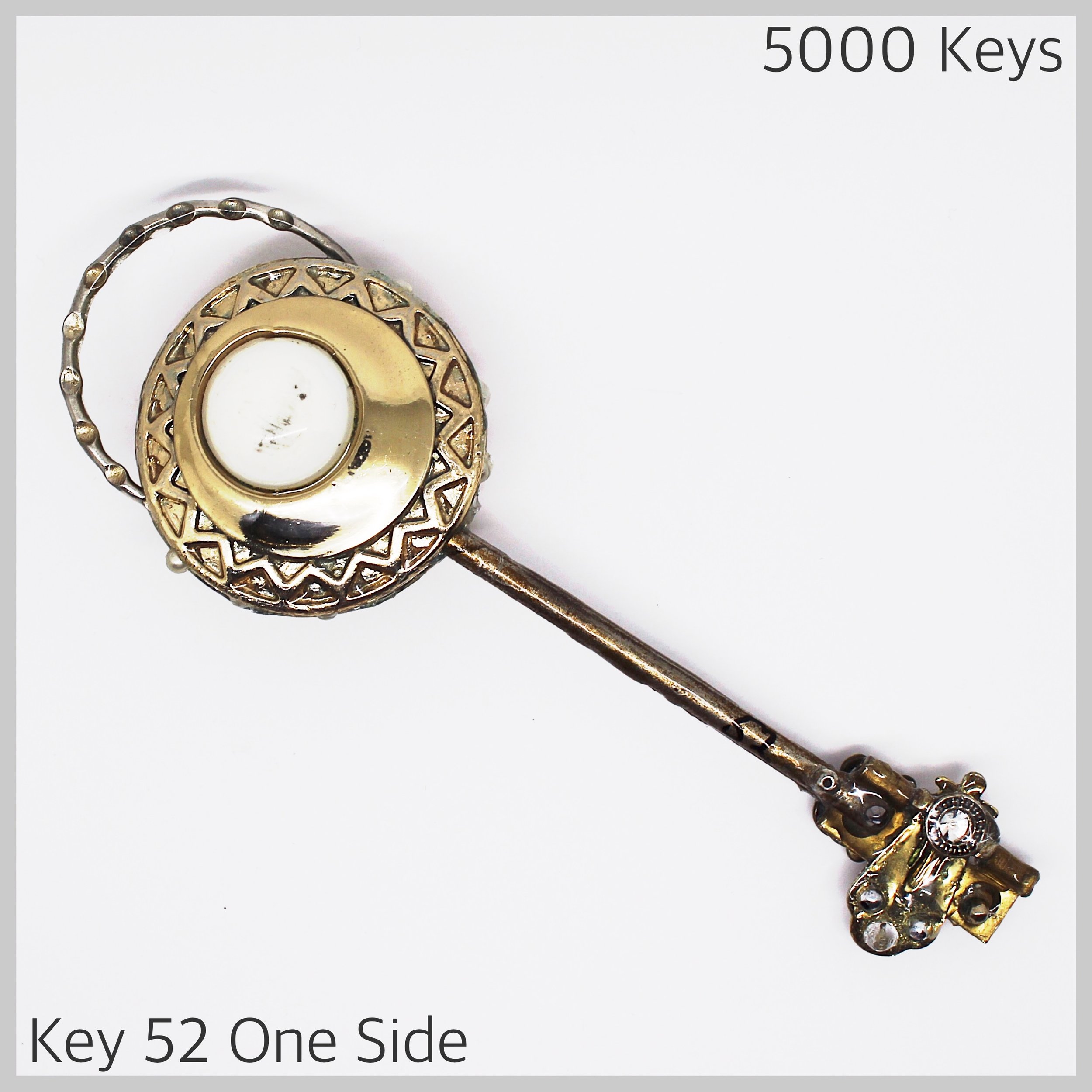 Key 52 one side - 1.JPG
