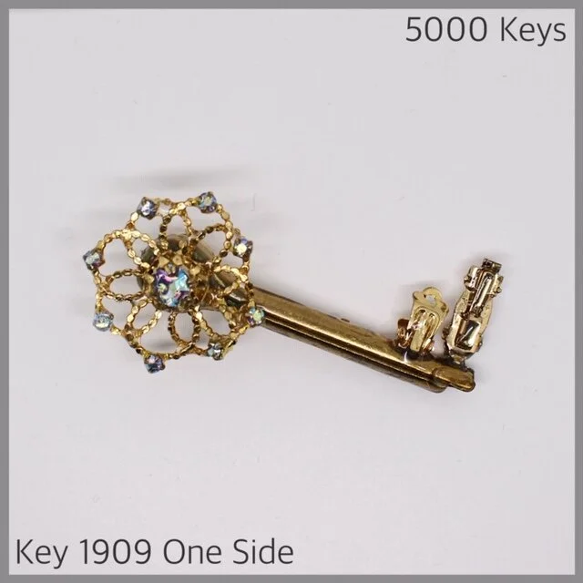 Key 1909 one side - 1.JPG