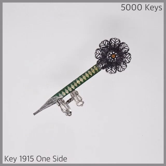 Key 1915 - 1.JPG