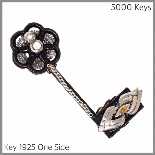 Key 1925 One Side - 1.JPG