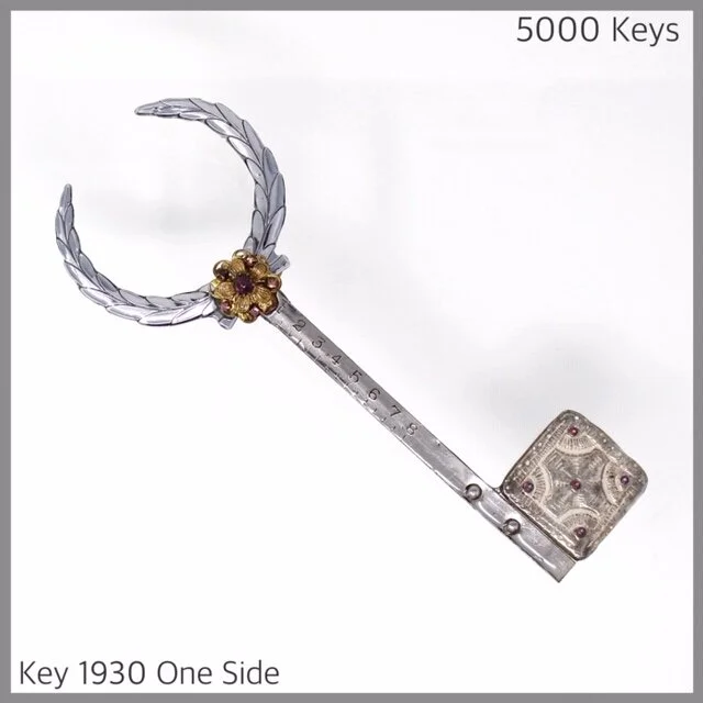 Key 1930 One Side - 1.JPG