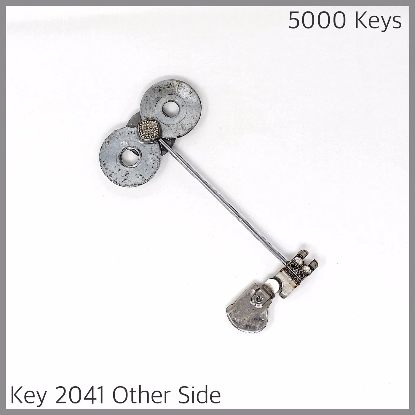 Key 2041 other side  (1).JPG