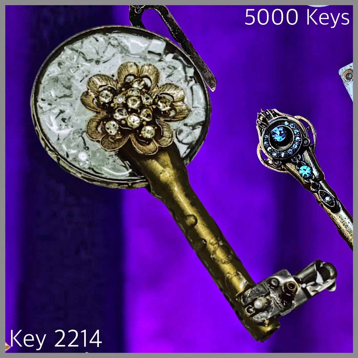 Key 2214.JPG