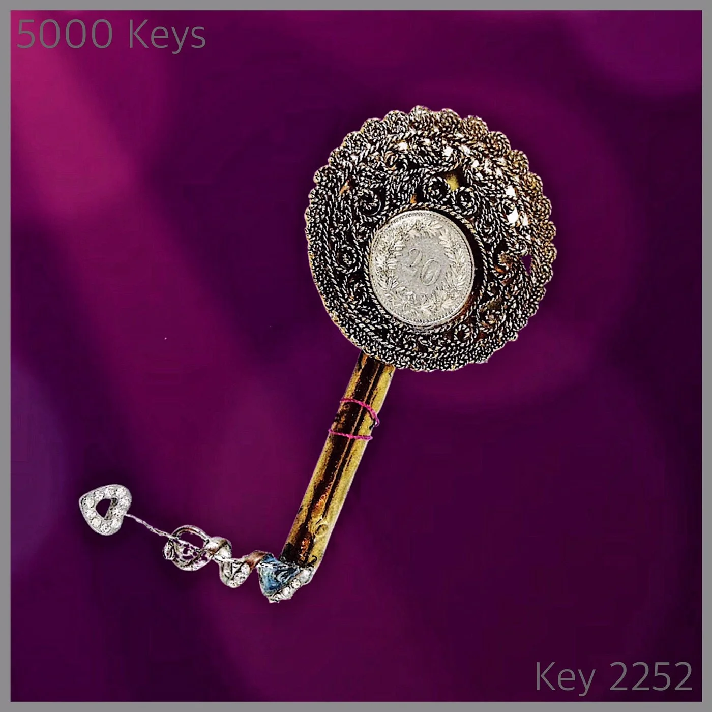 Key 2252.JPG