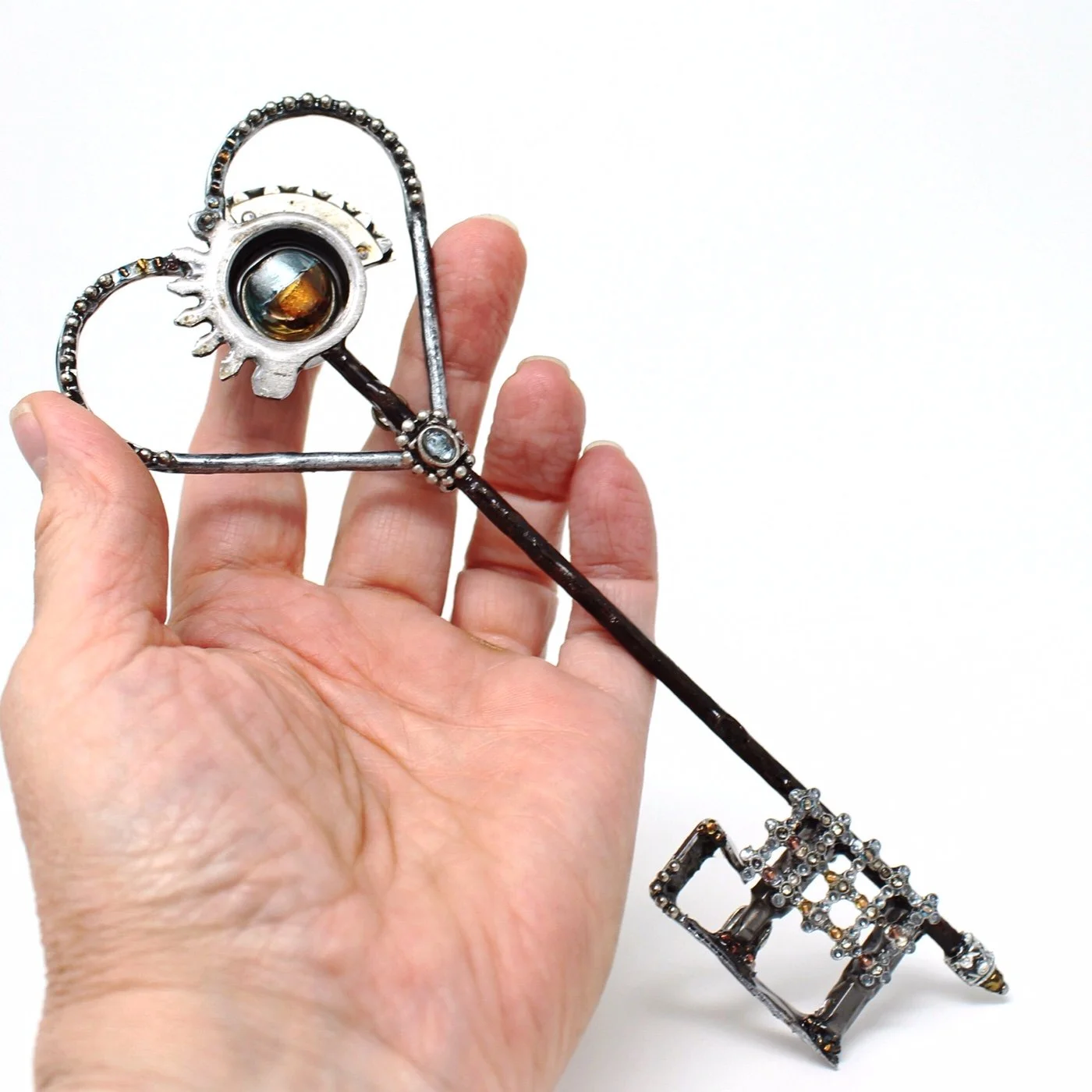 Keys 2794 - 2799: Gears, Whimsy, and a Graduation Gift