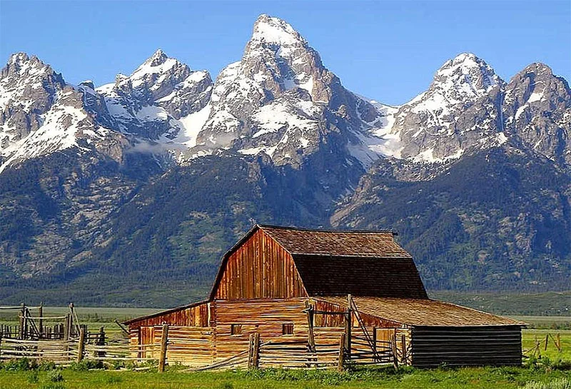 Mountain-Barn.jpg