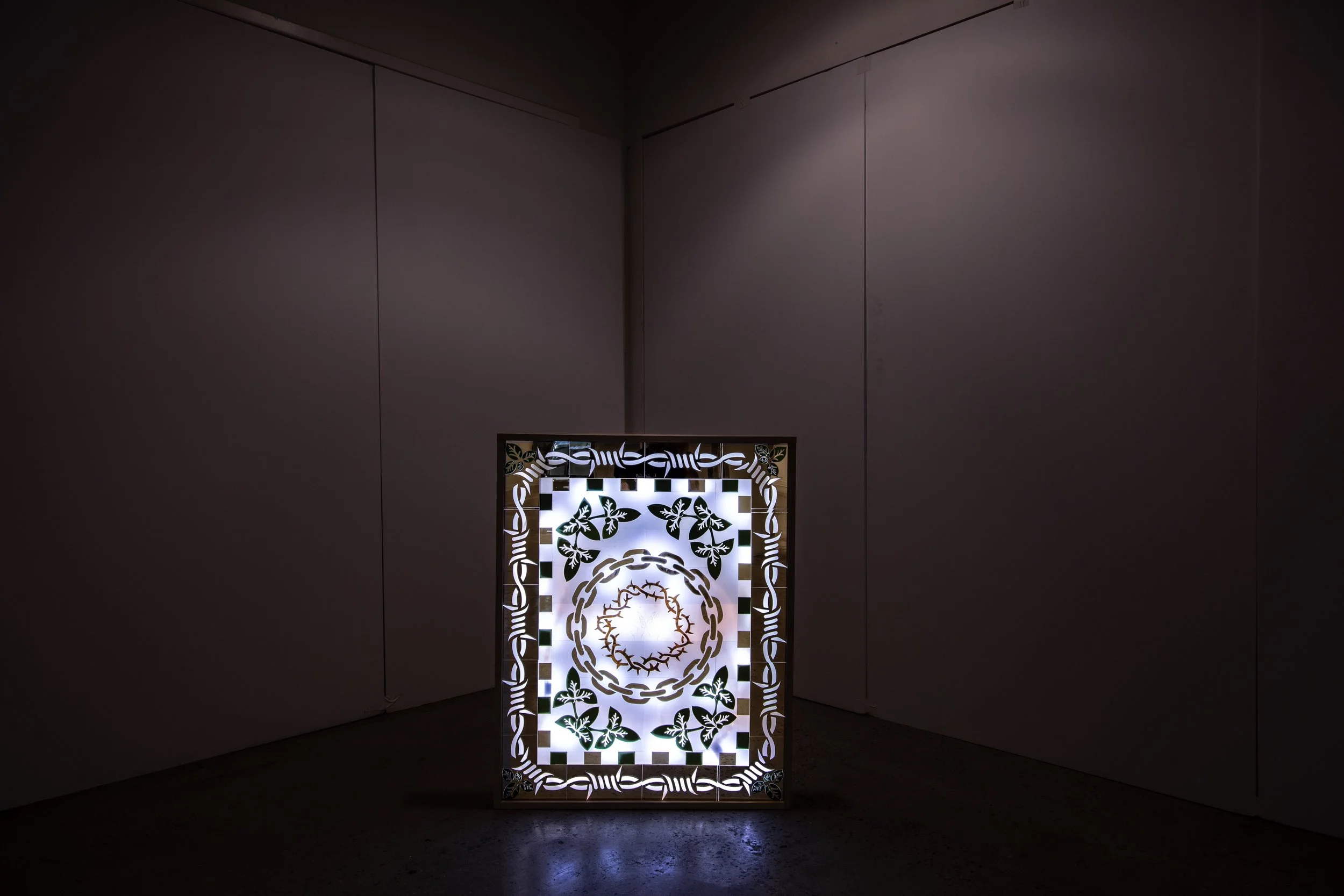 Lightbox 01