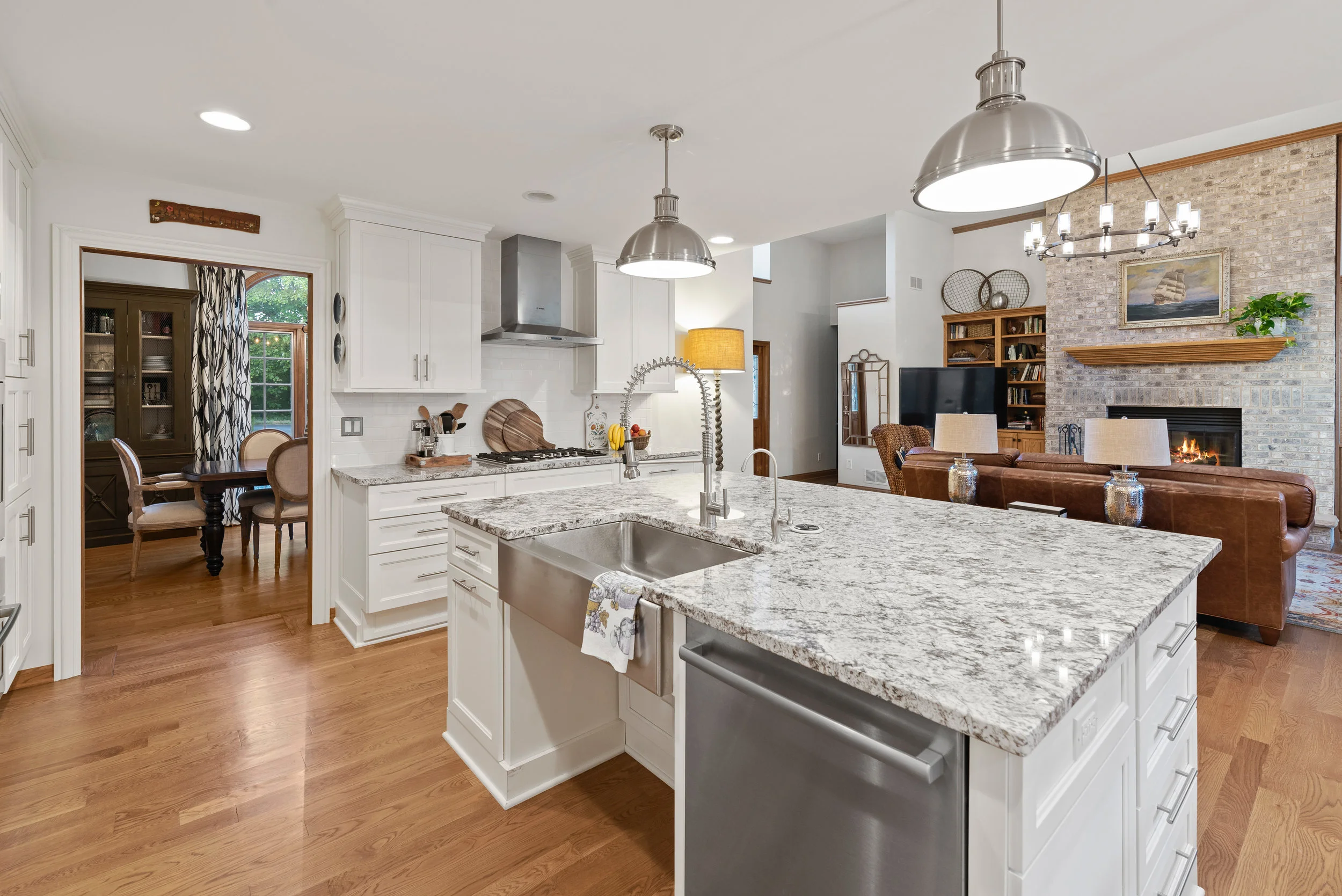 Design Vault Interiors-7.jpg