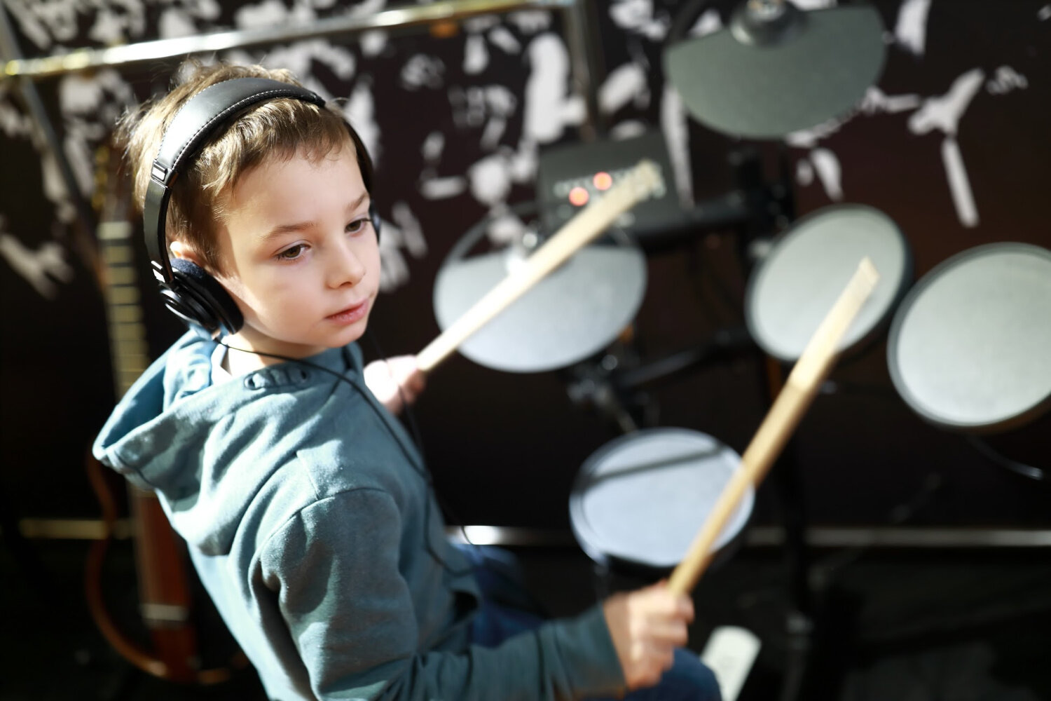   Drum Lessons   in Mendota Heights   for beginner, intermediate, and advanced students of all ages   CALL  651-263-9475  TO SCHEDULE YOUR FIRST LESSON   REQUEST INFO  