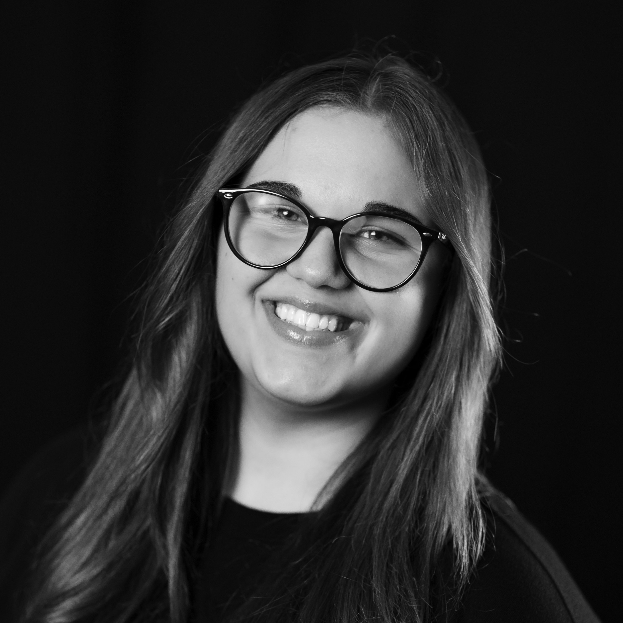  Alivia Statum, Ensemble 