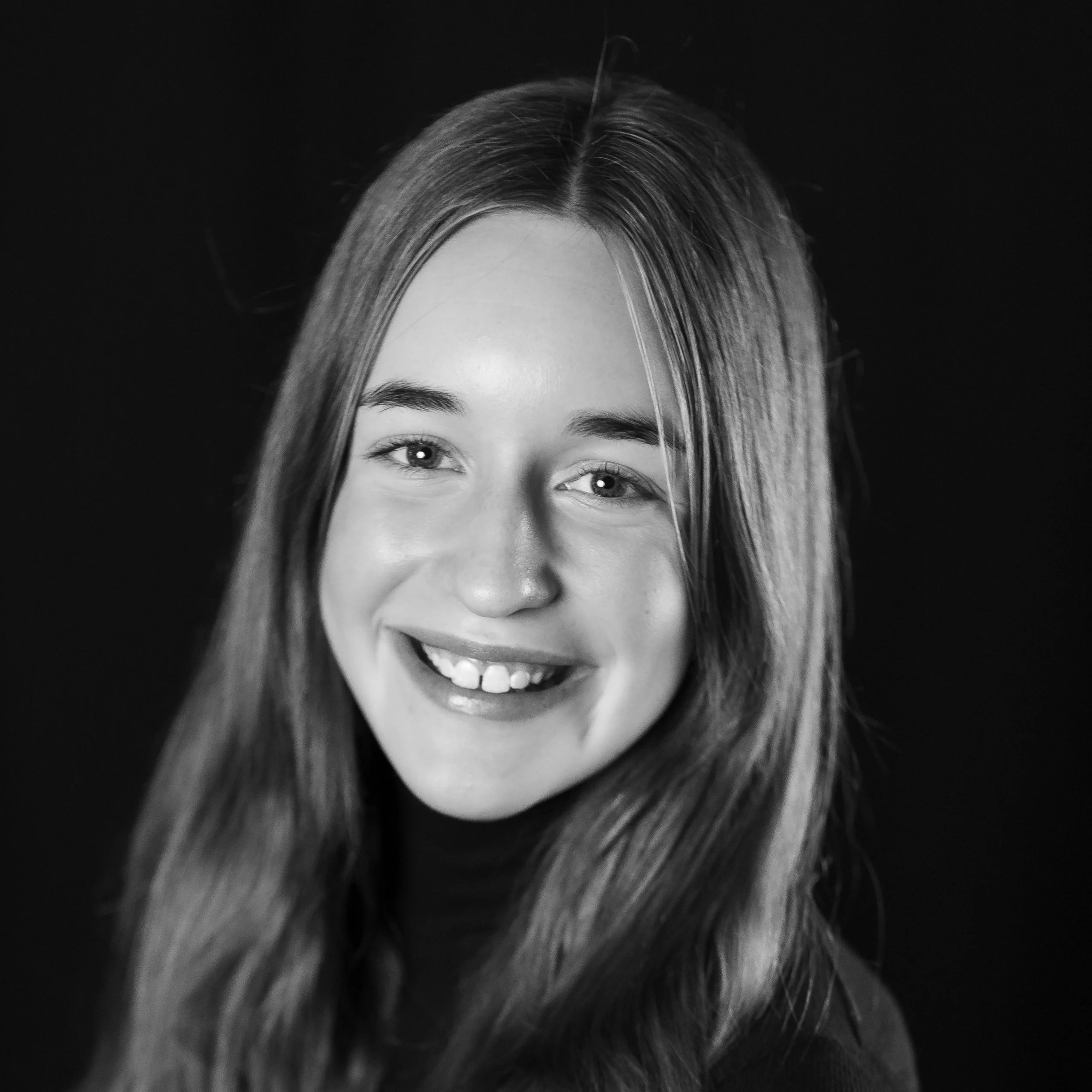  Hannah Hutchins, Ensemble 