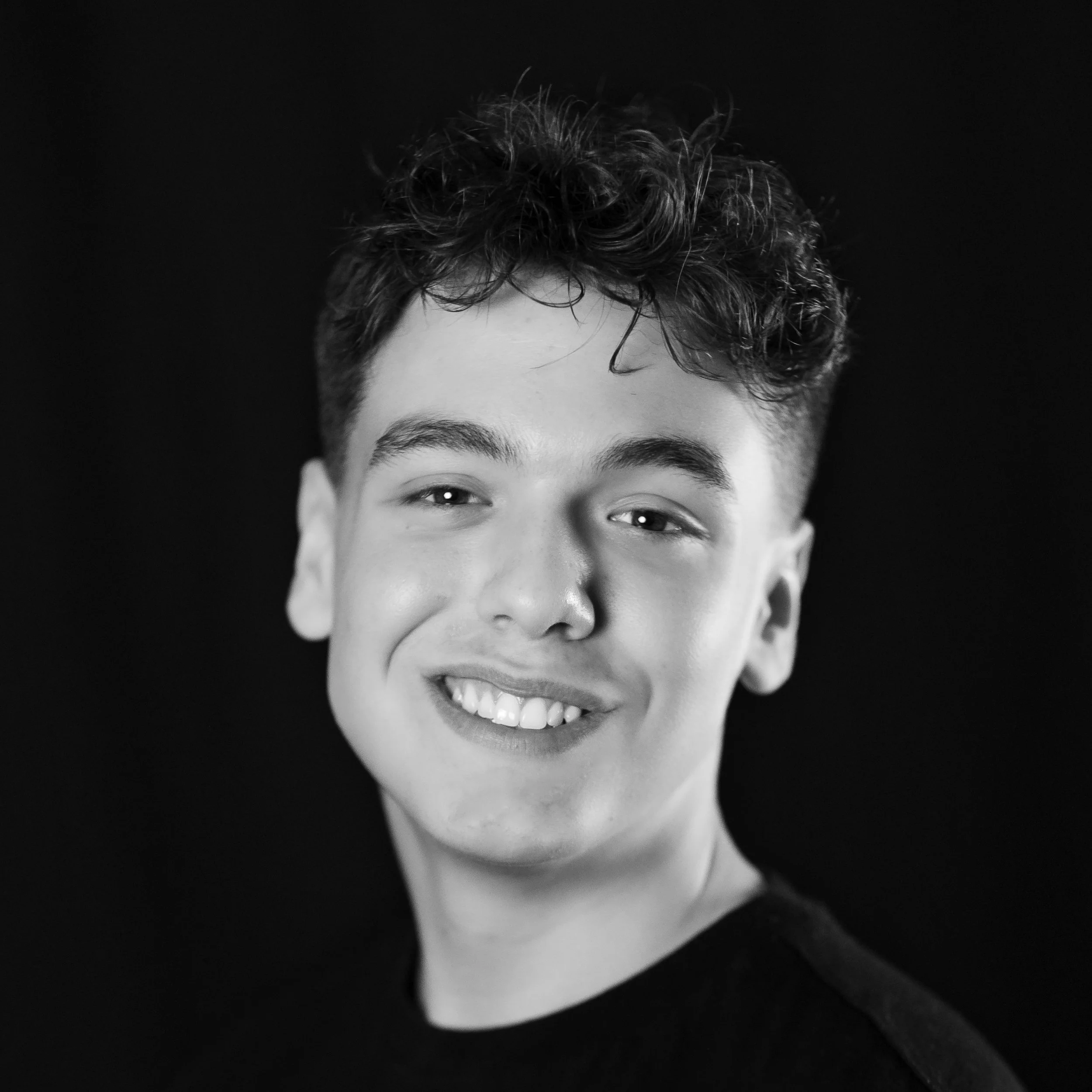  Jude Spann, Louie/Ensemble&nbsp; 