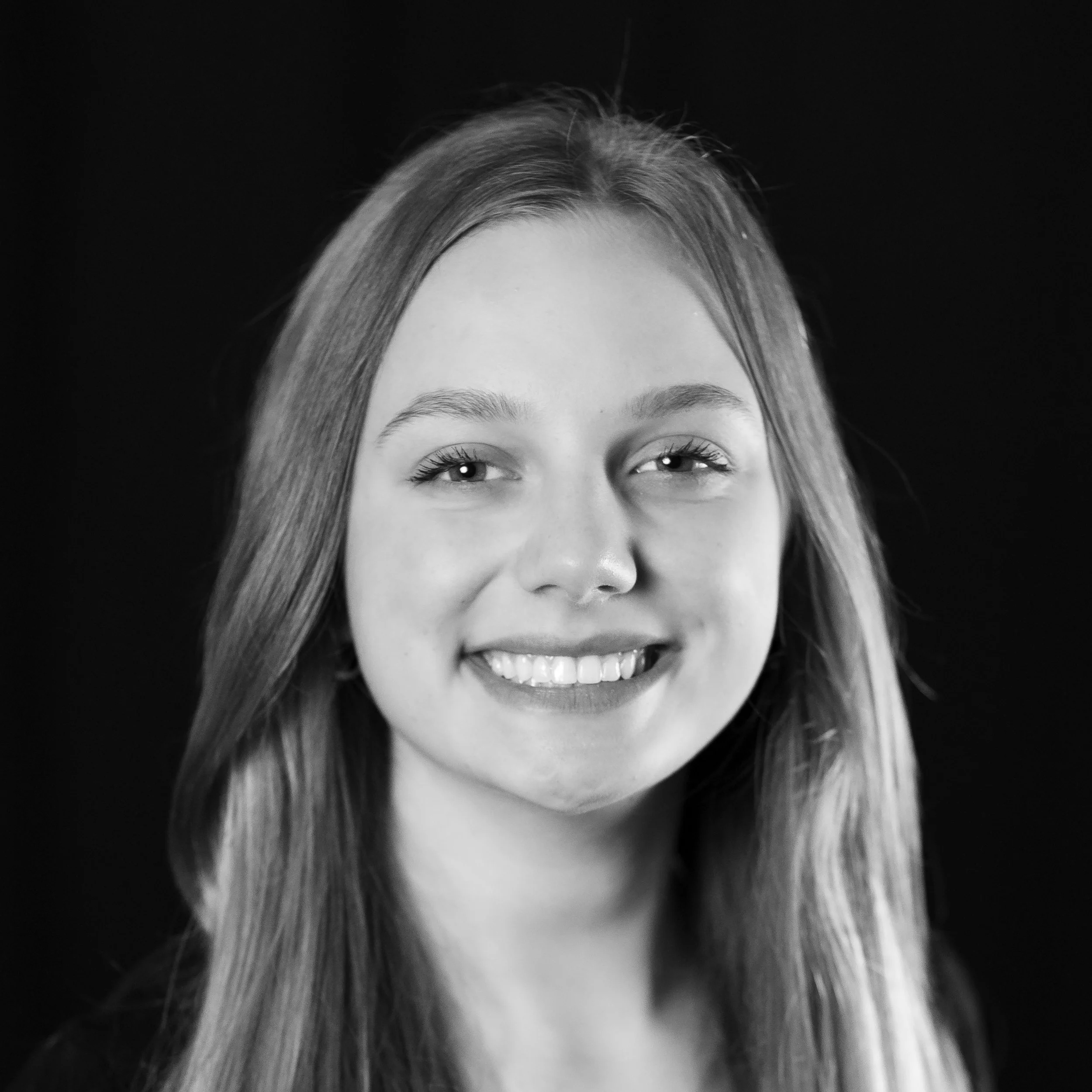  Evie Foster, Ensemble 