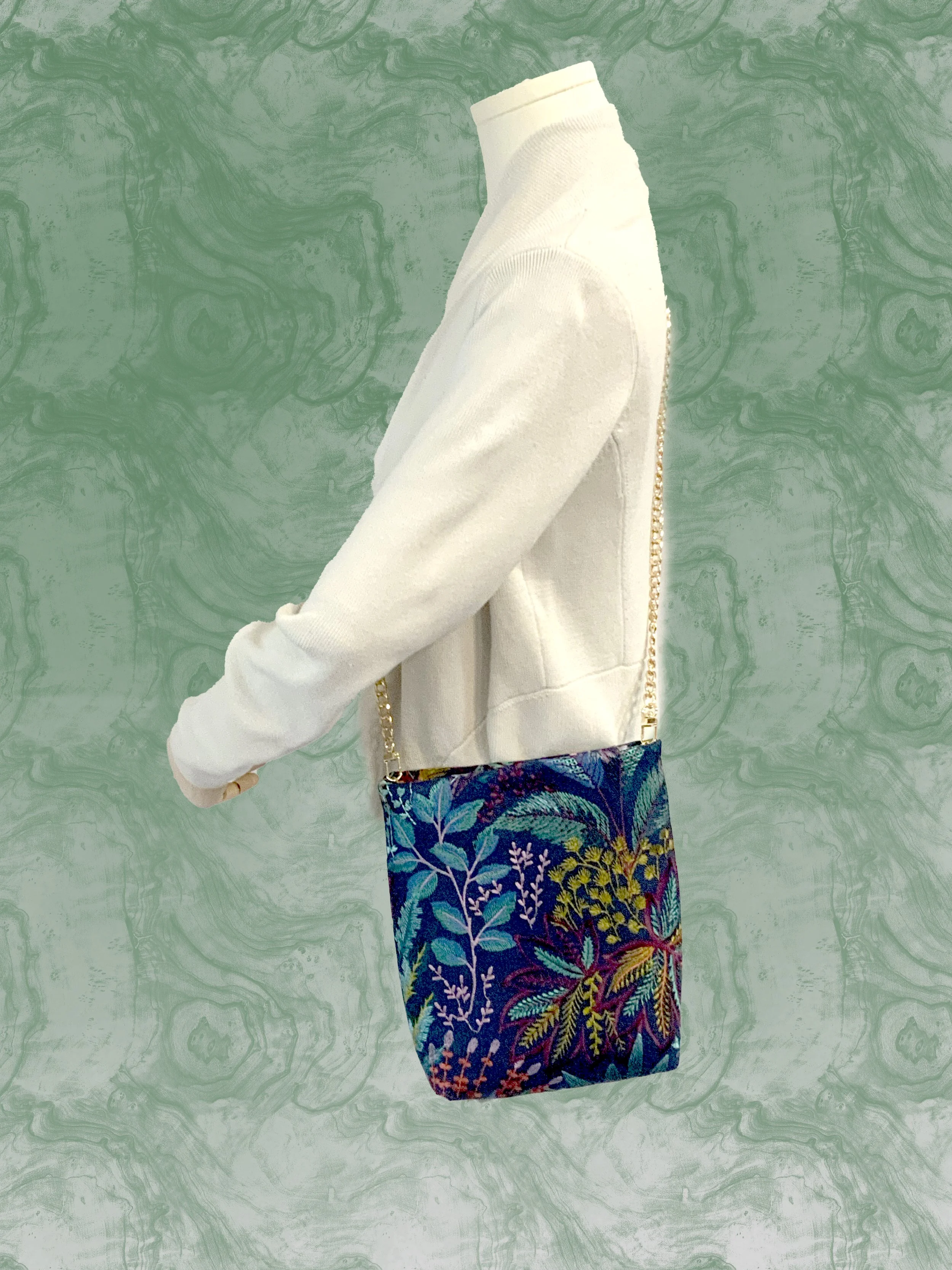Secret Garden Crossbody bag