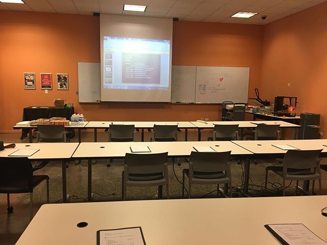Almost ready 😀📊📈
••• #entrepreneurship #bootcamp #brainpower #business101 #smallbusiness #oakparkpubliclibrary #egi #economicgrowthinitiative