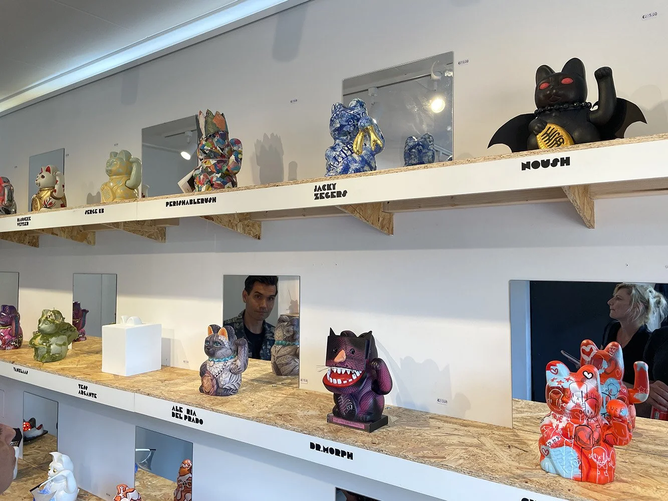 Maneki Neko By Perishable Rush-02.jpg