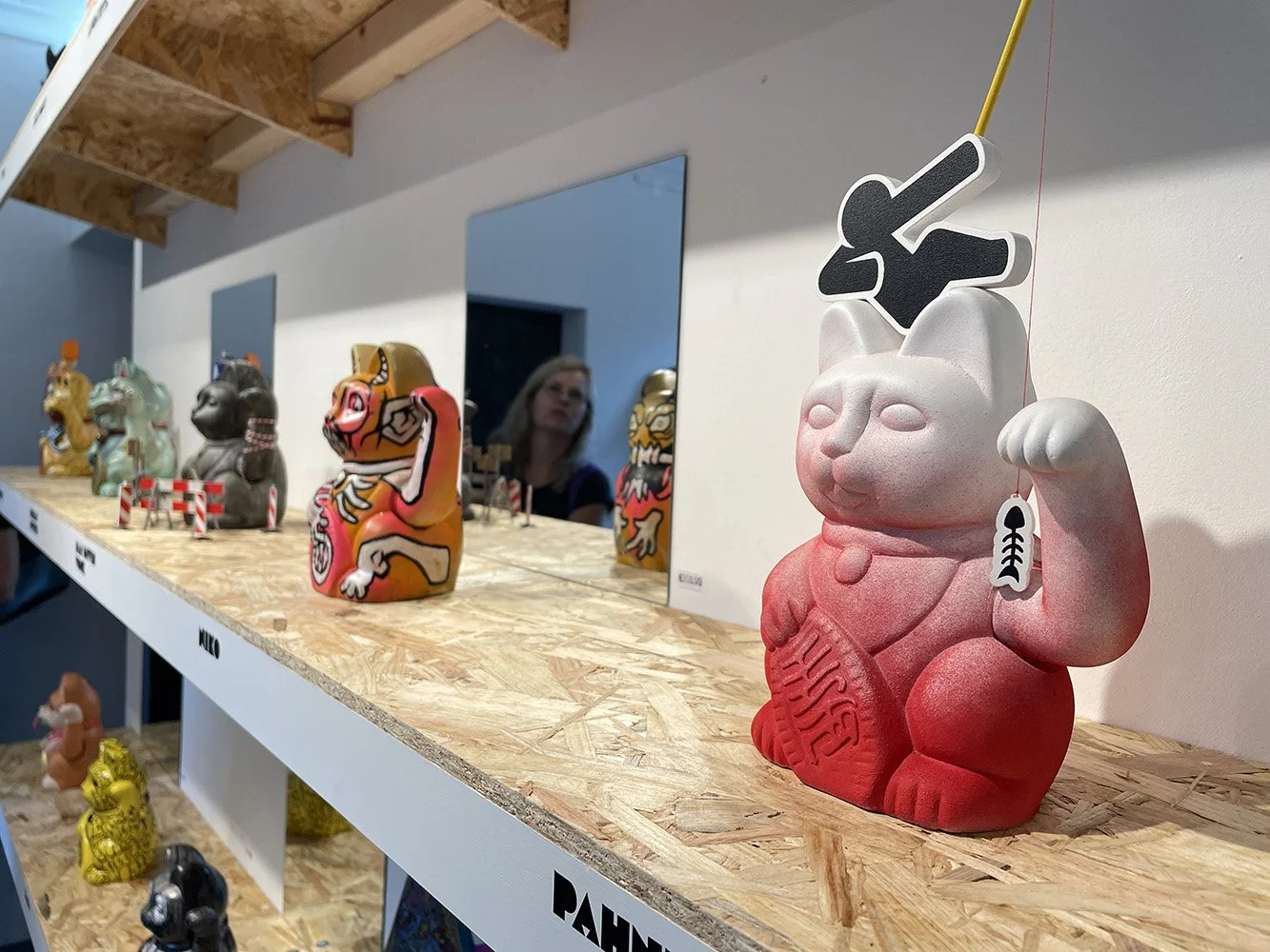 Maneki Neko By Perishable Rush-01.jpg