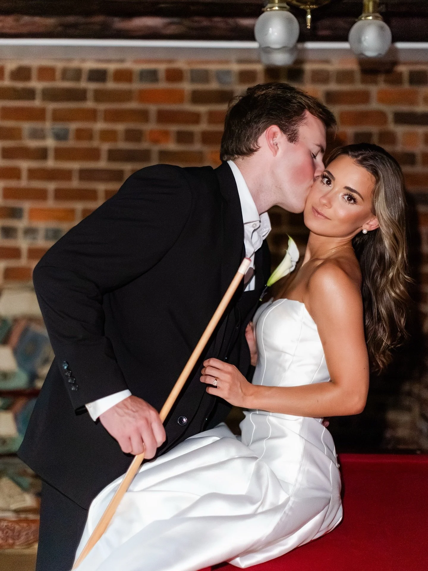 The pool table isn&rsquo;t just for the boys 🤩
&bull;
&bull;
📸 @wholeheartstudios 
#weddingday #weddingvenue #vaweddingvenue #pooltable #fun #romantic #bellegardenestate #estatewedding #estate