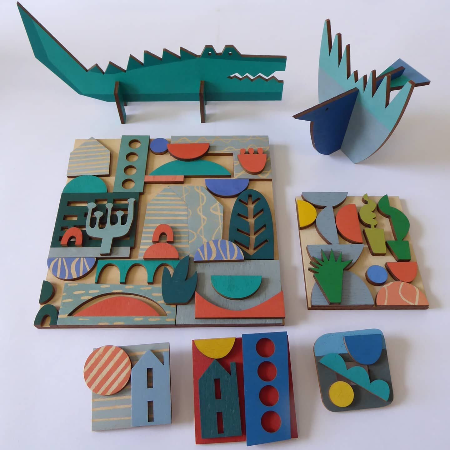 Little studio sample sale
Please see this post and the next one for items. Some are very slight seconds but that's taken into account in the price.
Panel (image 2) £40 - sold 
Small panel (image 3) £22 - sold 
Birds £15 each.
All po