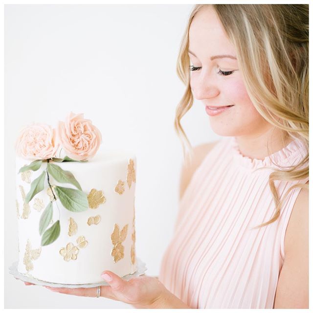 This beautiful girl 👆🏼 is a boss lady herself. My hard working, talented, sweet cousin is opening her very own bakery. Cass, I am so proud of you and SO excited for this new venture.
#austinkyliephotography