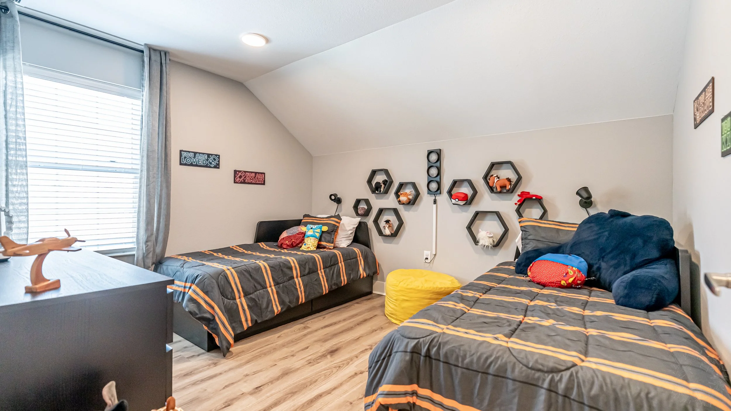 Bedroom2.jpg