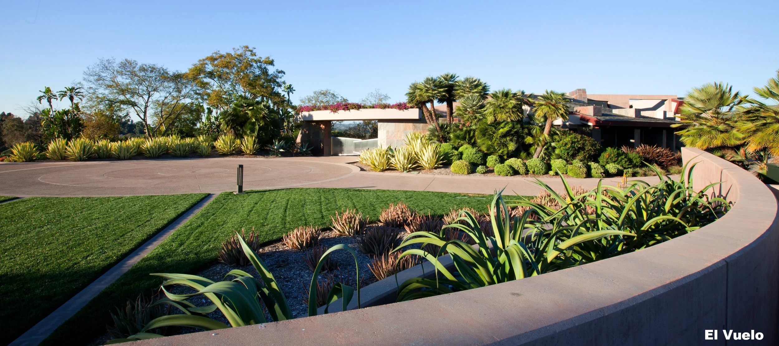 Viterbi:Entrance-1.jpg