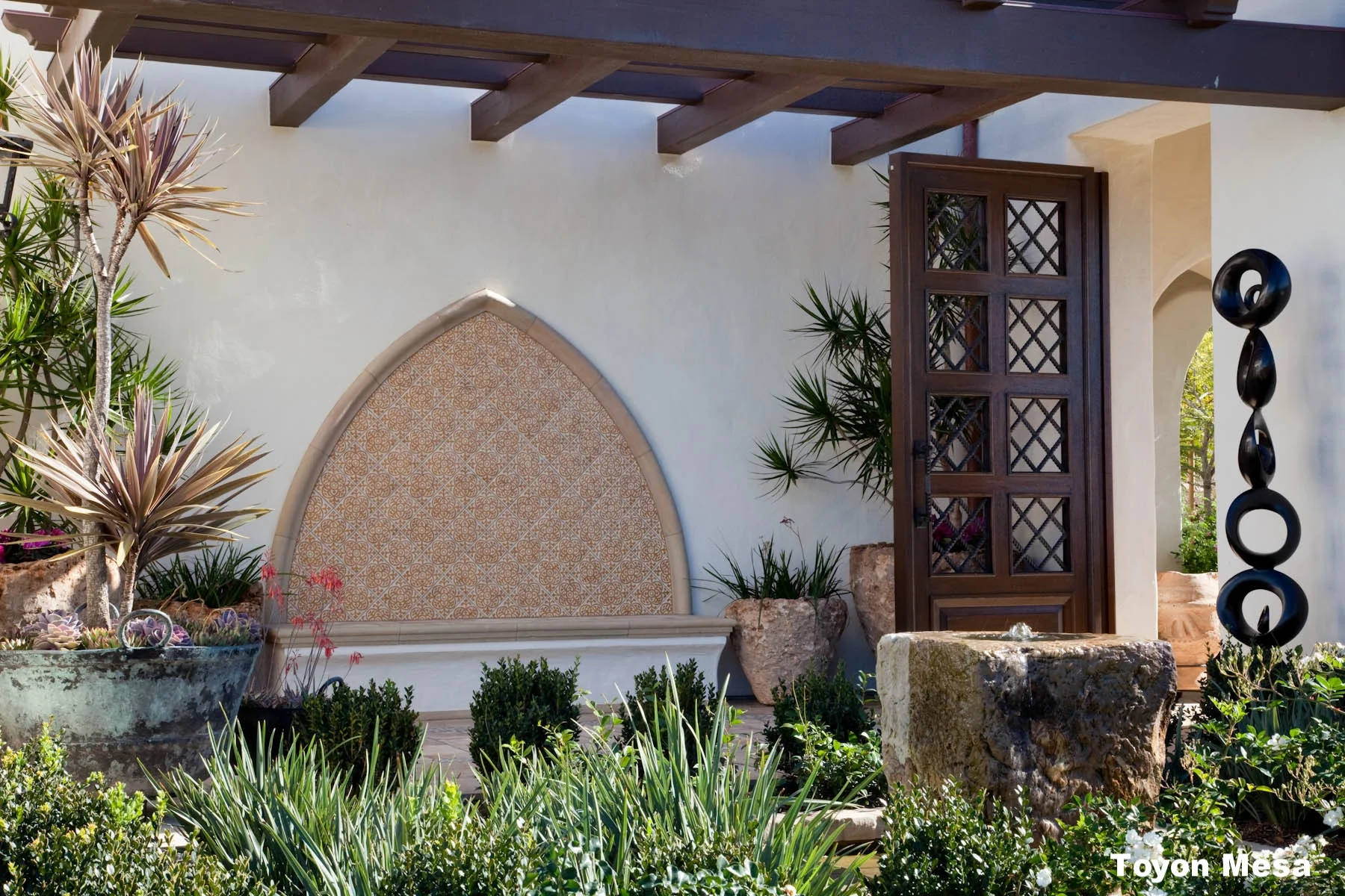 12-10-13 lo res web exteriors-36.jpg