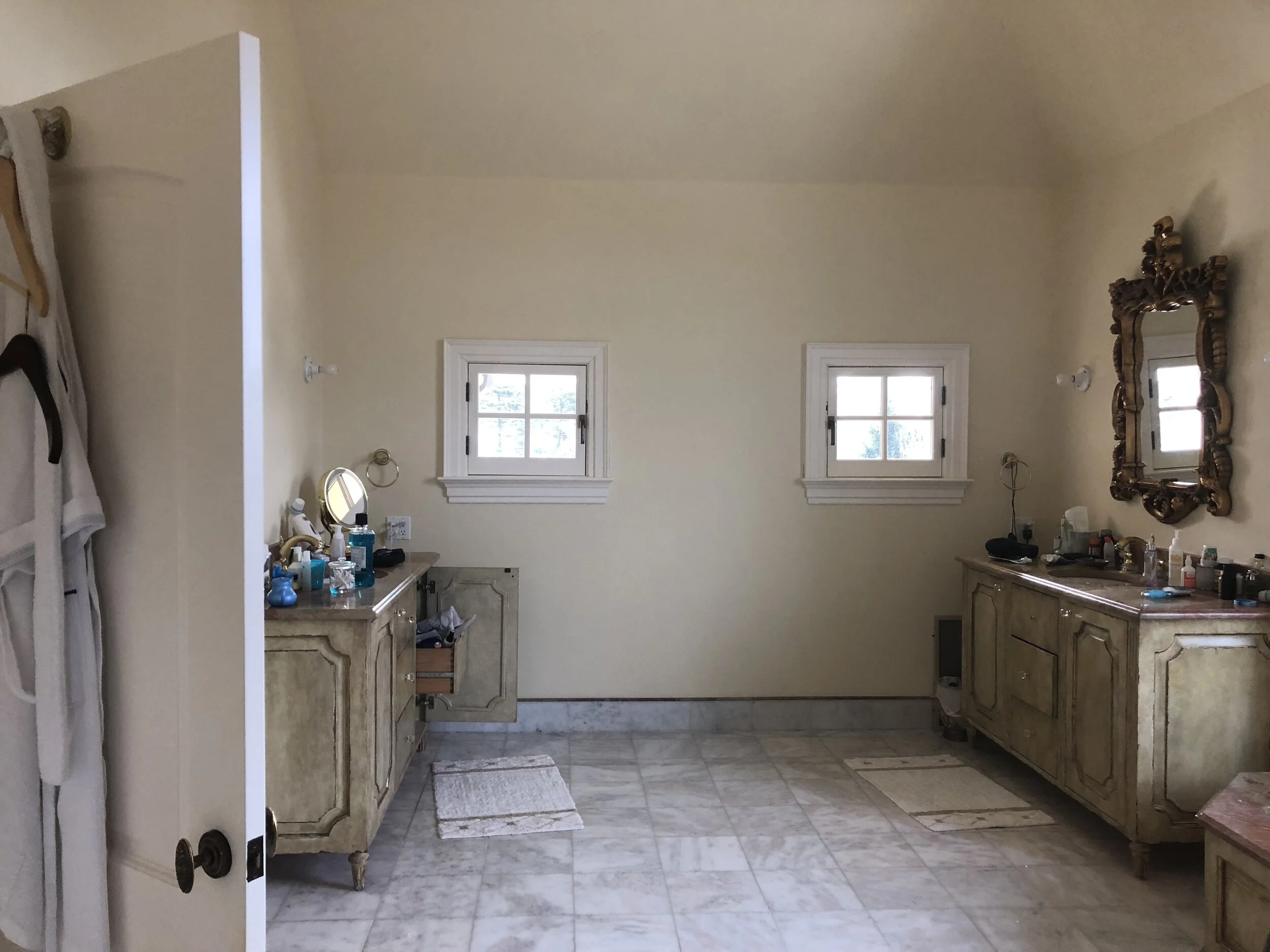 8. Before view of Mbath reno of vanity area..JPG