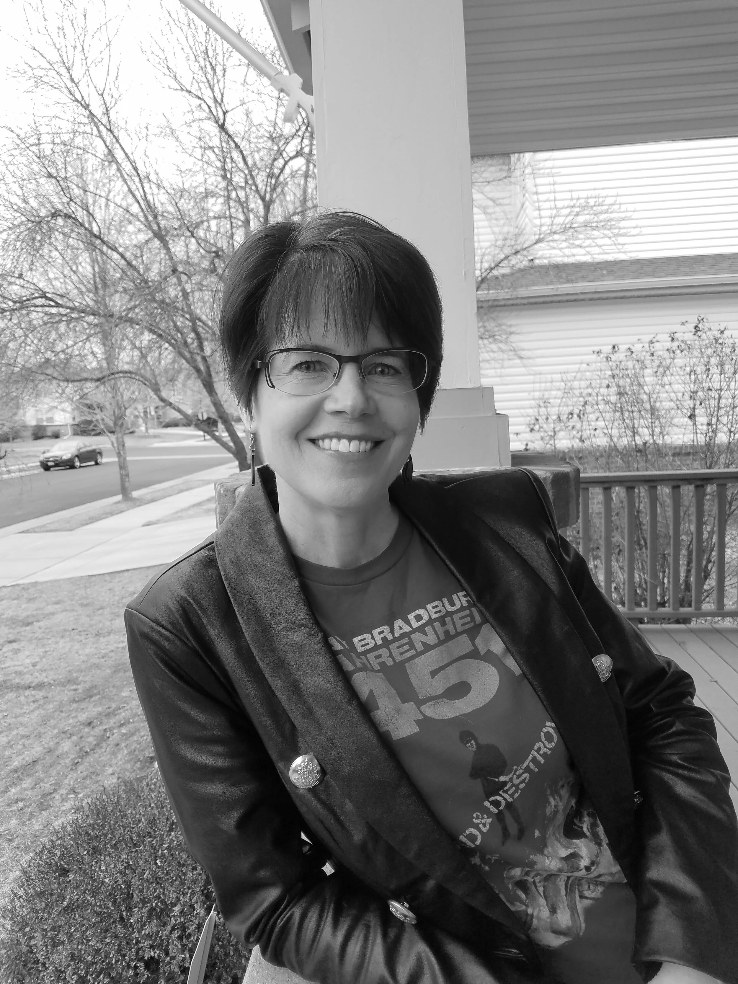 Tracey H.jpg
