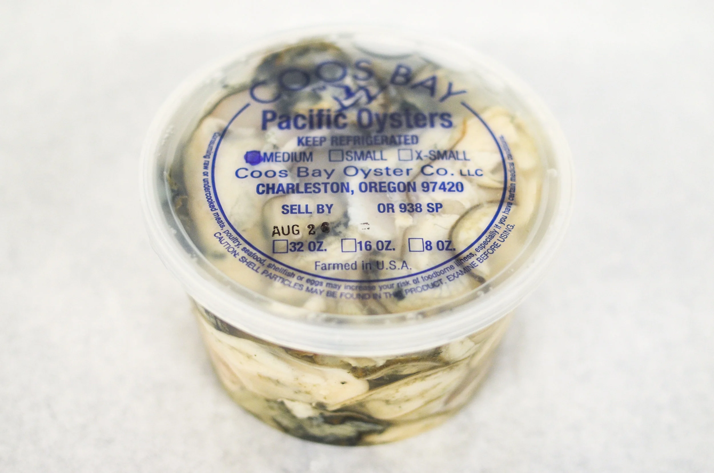 Chuck's Seafood Coos Bay Oysters 1/2 Pint Medium