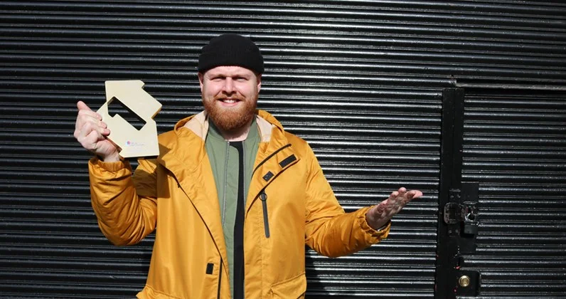 tom-walker-what-a-time-to-be-alive-number-1-album-award-1100.jpg