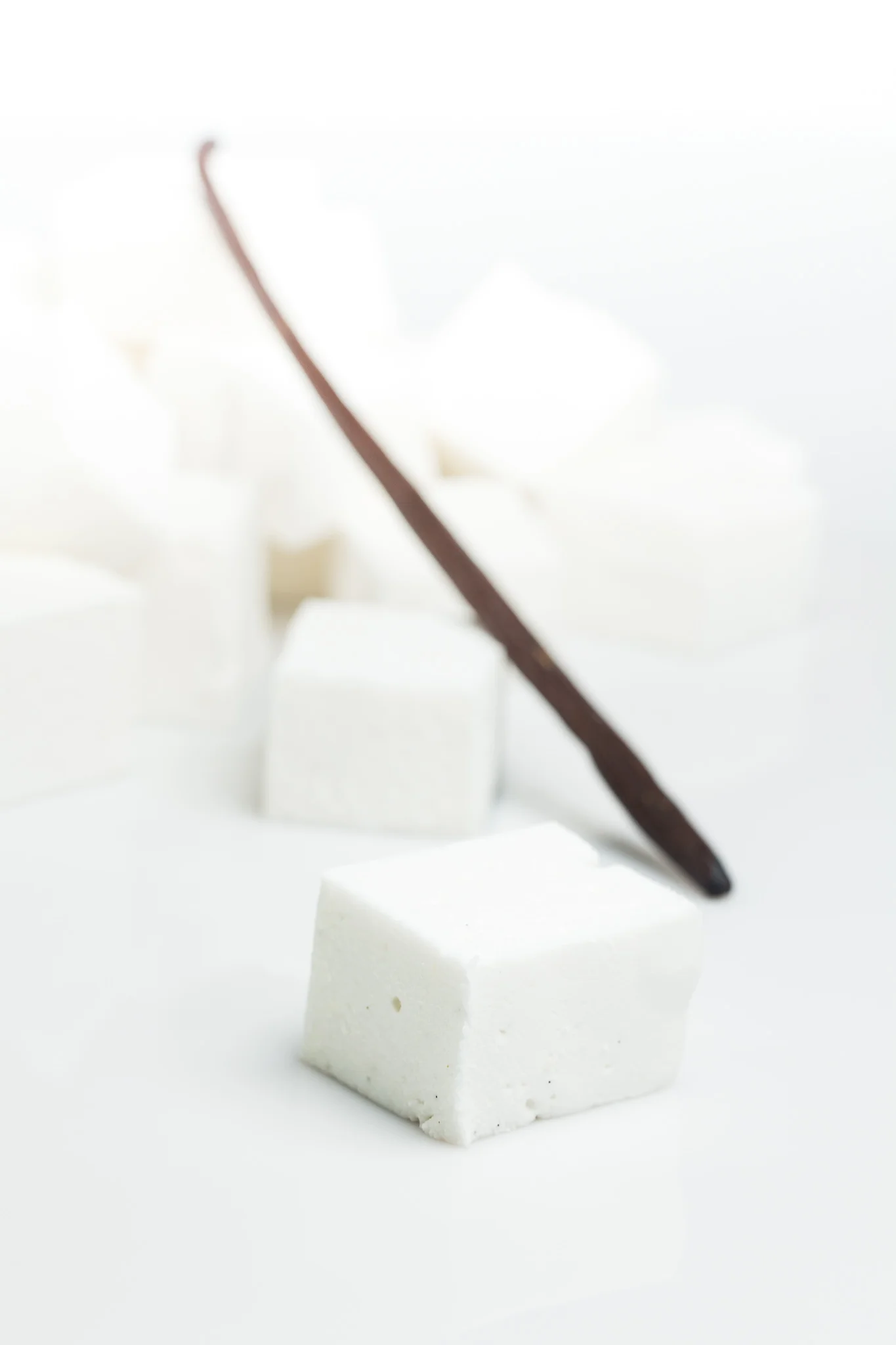 vanilla marshmallows-2.jpg