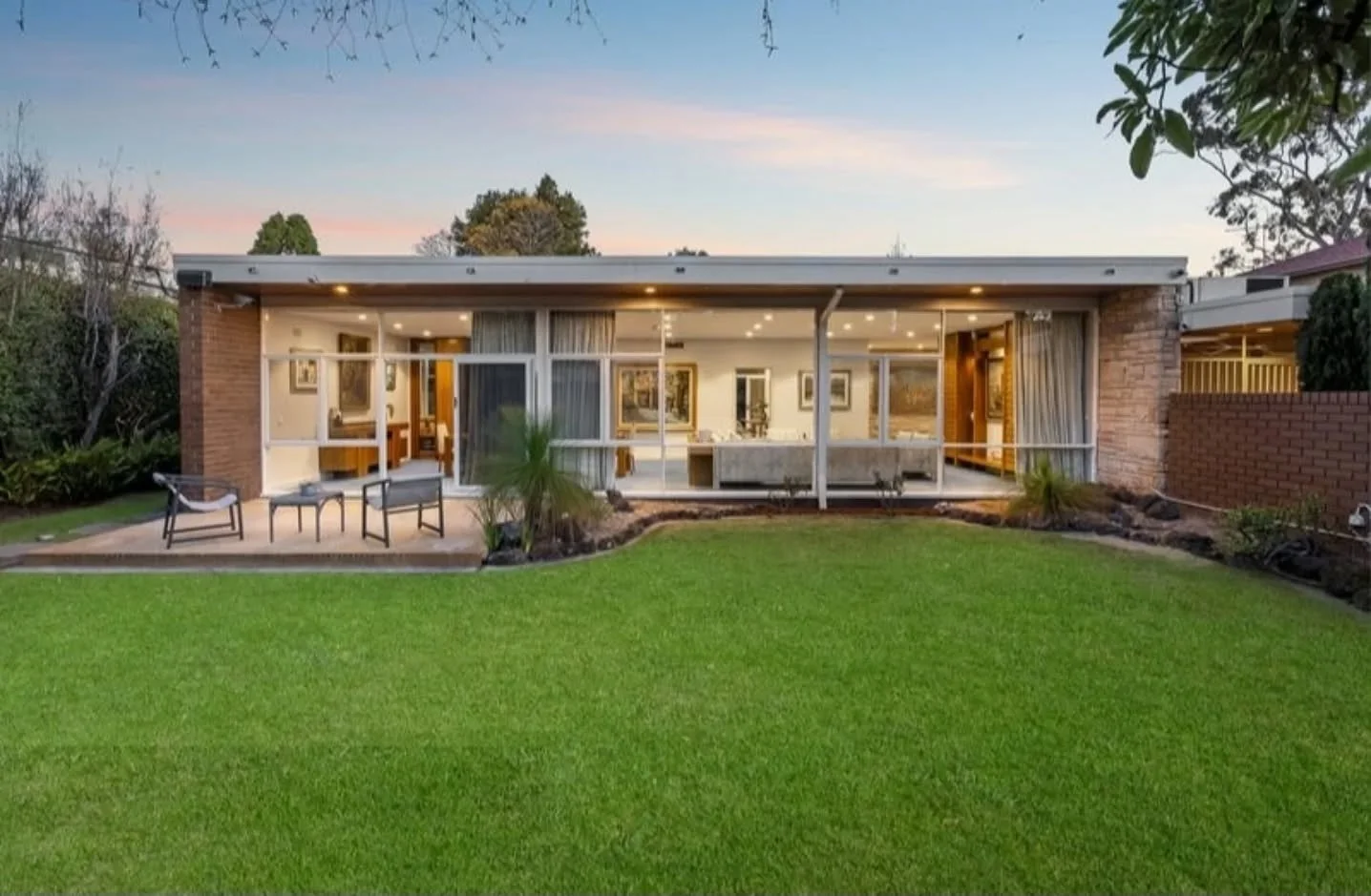Not every project starts with a full architectural brief. 

Sometimes people just need clarity. 

We offer a handful of smaller engagements for homeowners and builders who are not yet at the full project stage but need an expert in their corner. 

A 