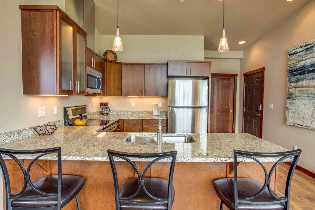 Manson Bay — Marina's Edge Resort