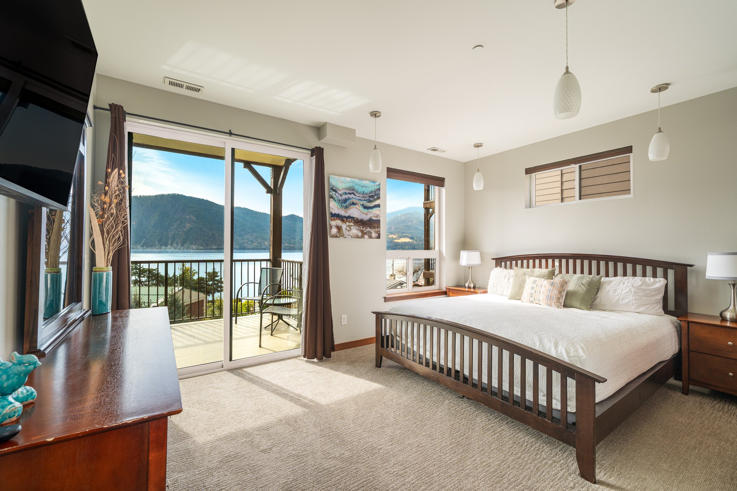 Manson Bay master bedroom 2025.jpg