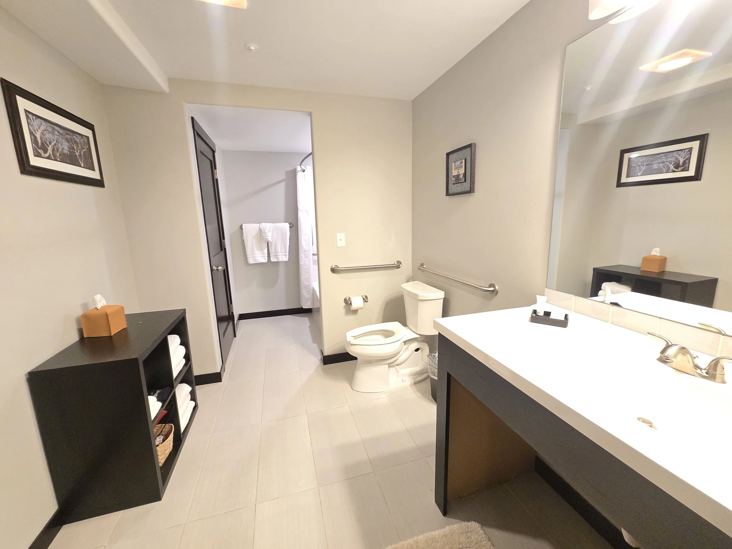 Spaside main bath 1.jpg