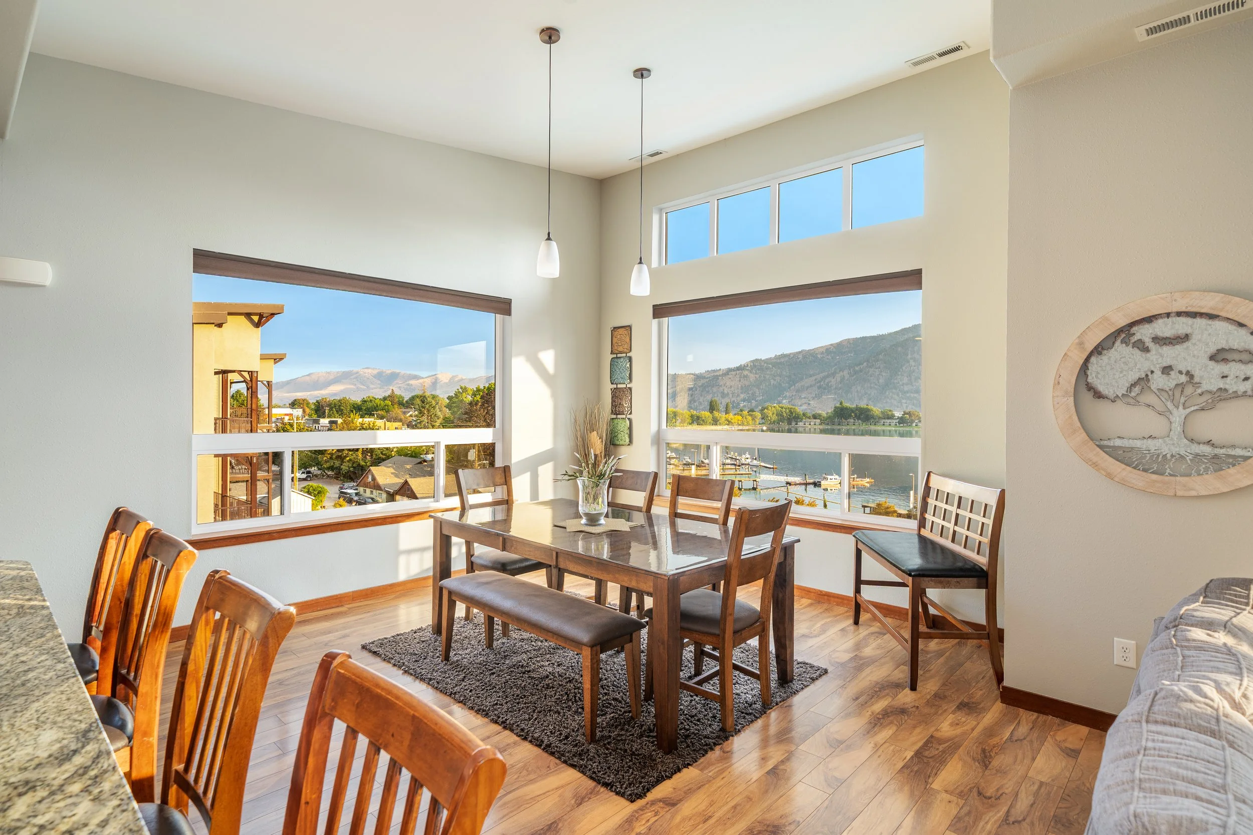 Penthouse dining room 2 2025.jpg