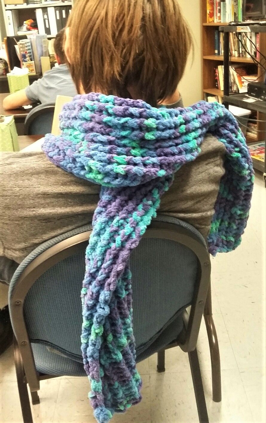 loomknittingscarf.jpg
