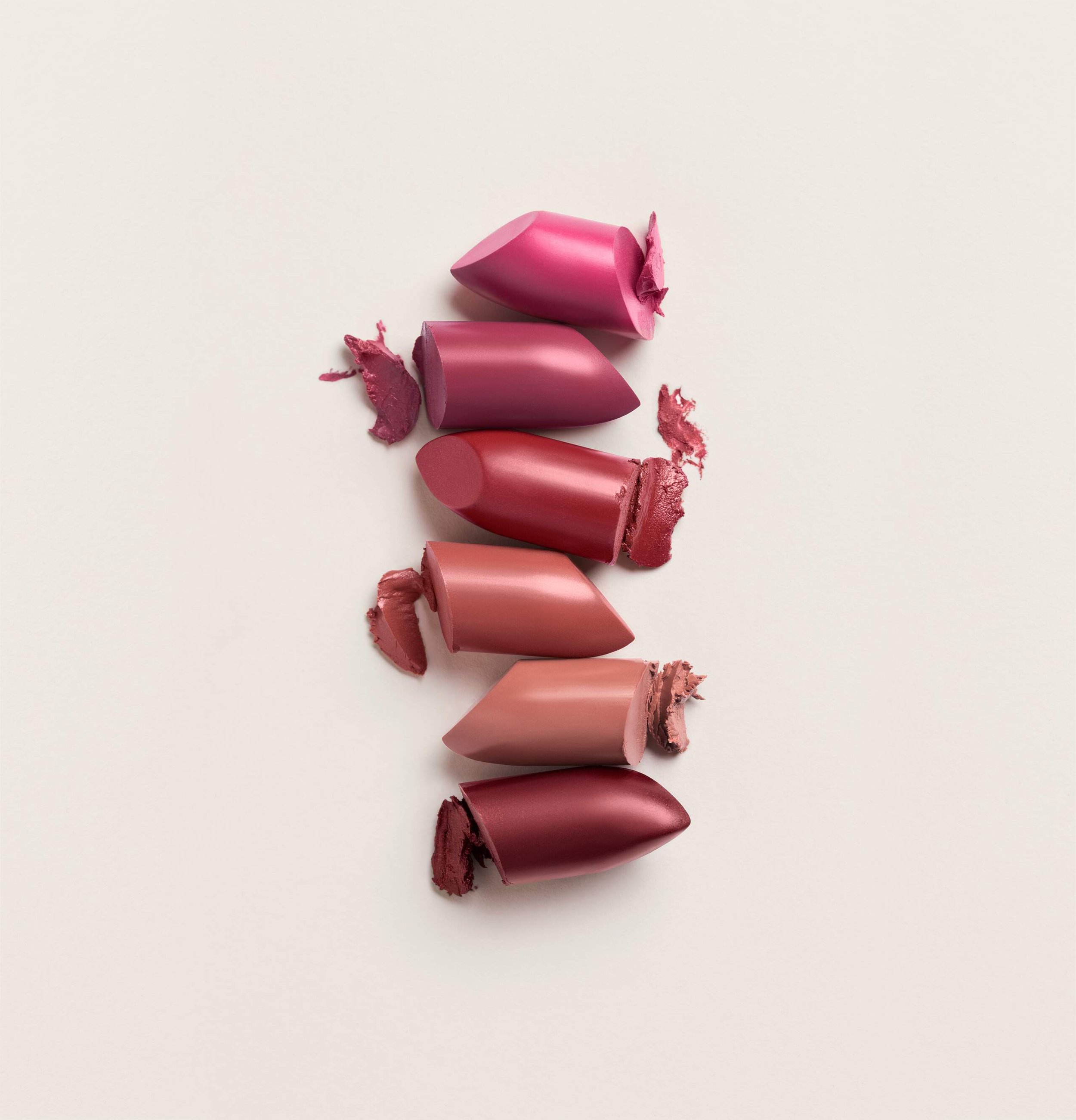 EMO-Packshot Lipstick Motiv3_wala-mp-download-presse.jpg