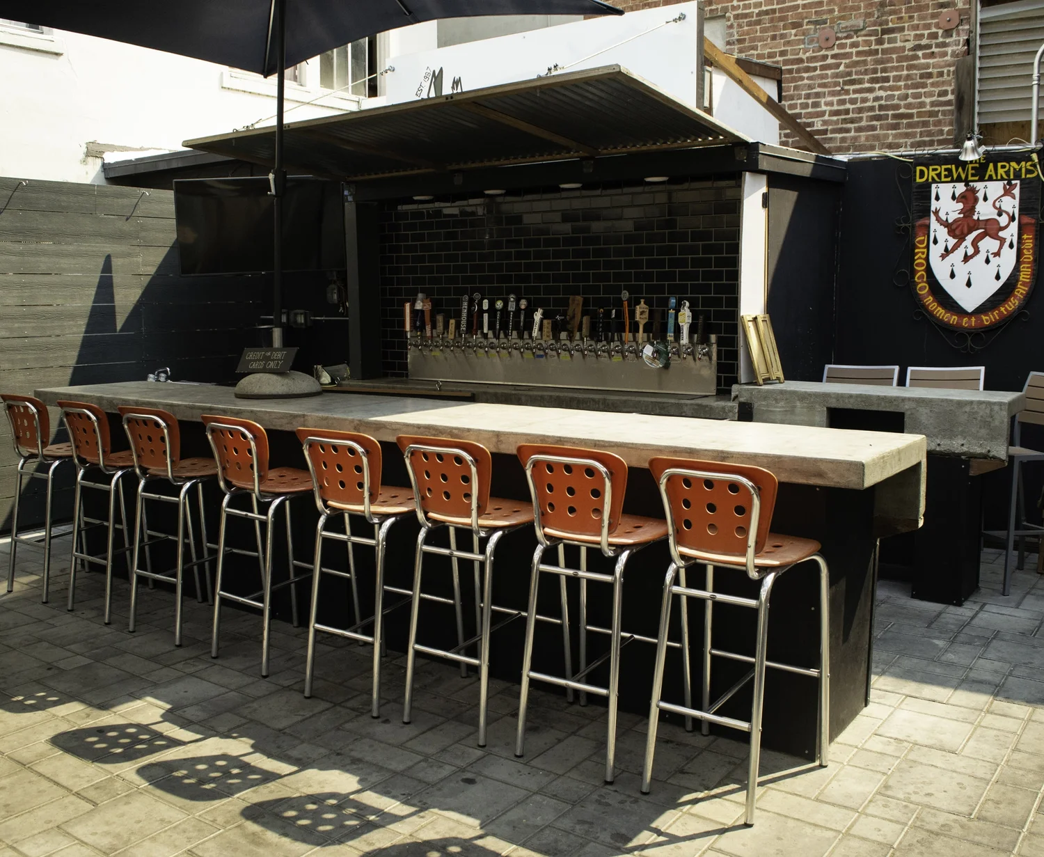 Bar photo 1