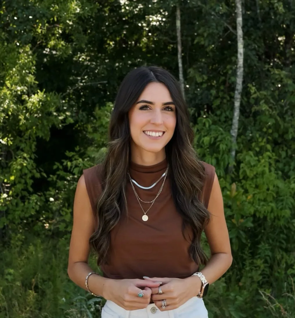 Therapist Spotlight: 

Meet Karen Kashi, LMFT-A!

Karen is new to the Healing Solutions team, &amp; we&rsquo;re so glad to have her. She brings a calm, grounded presence into the therapy space &amp; has a natural way of helping clients feel comfortab