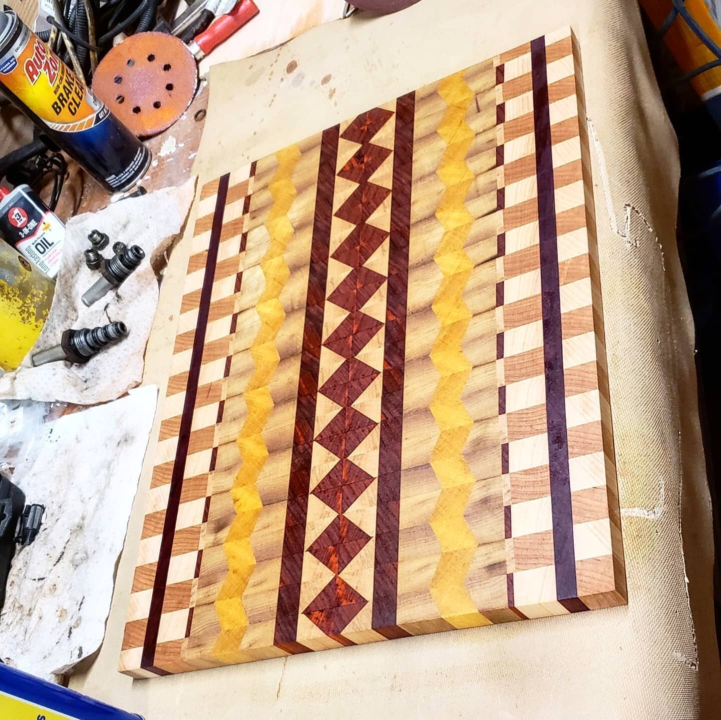 This project had many difficulties along the way from wood breaking to gluing up, but I'm really happy with the result! It has a certain style, but I don't know the name! Someone help me I'm the comments 😁Here are some pictures of how it was made. F