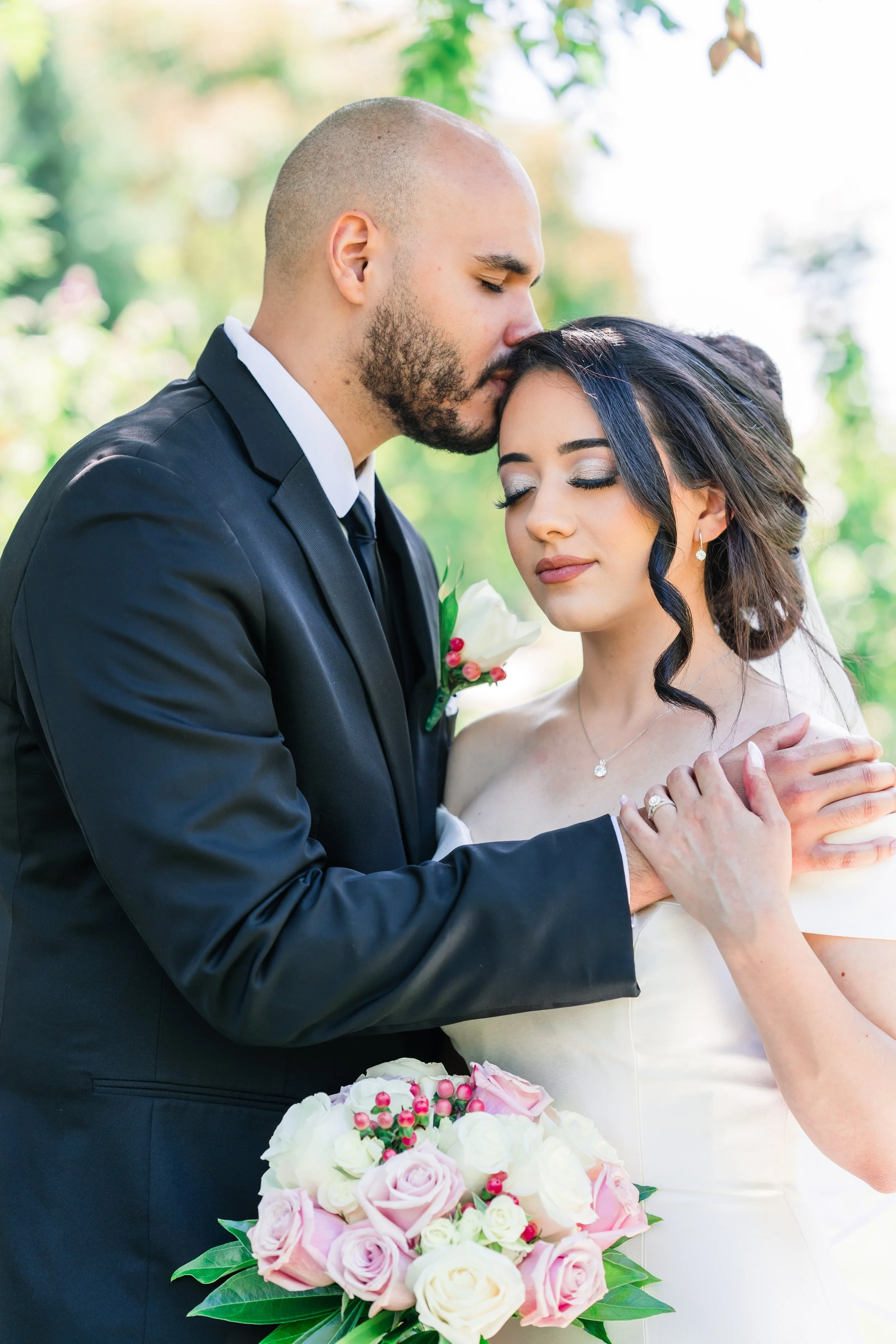 Couple Portrait-73101277.jpg