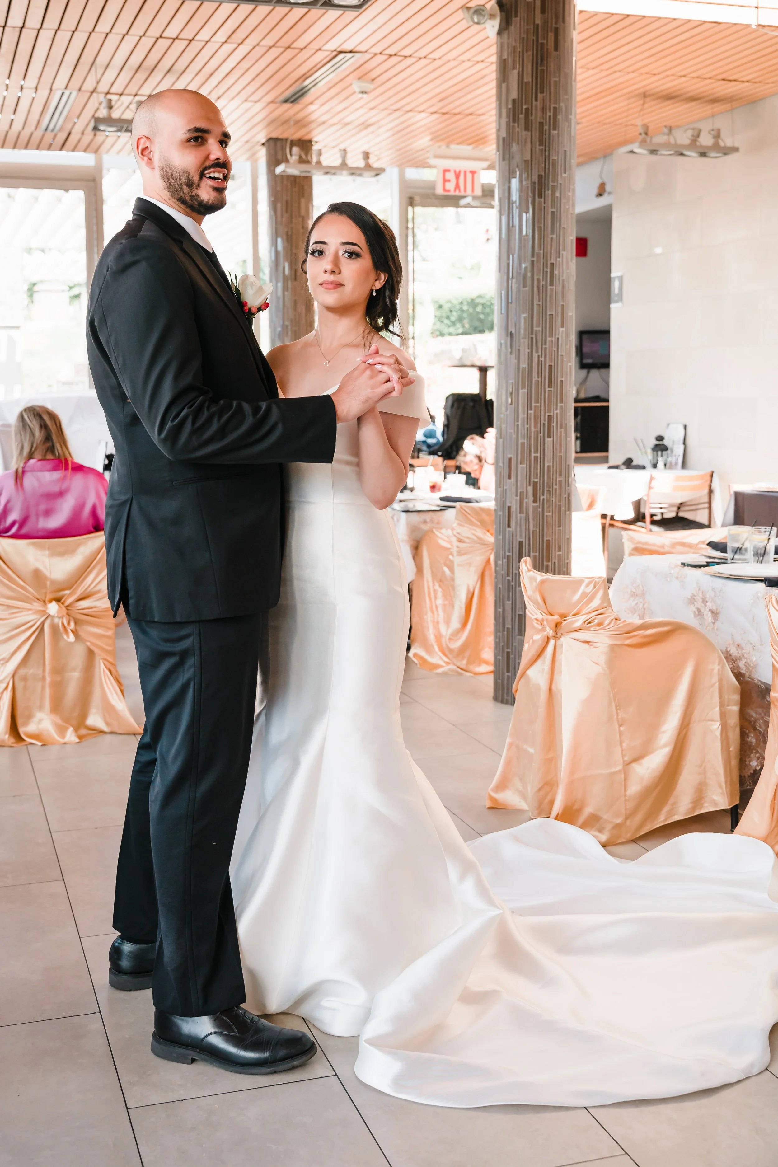 Reception-73201354.jpg
