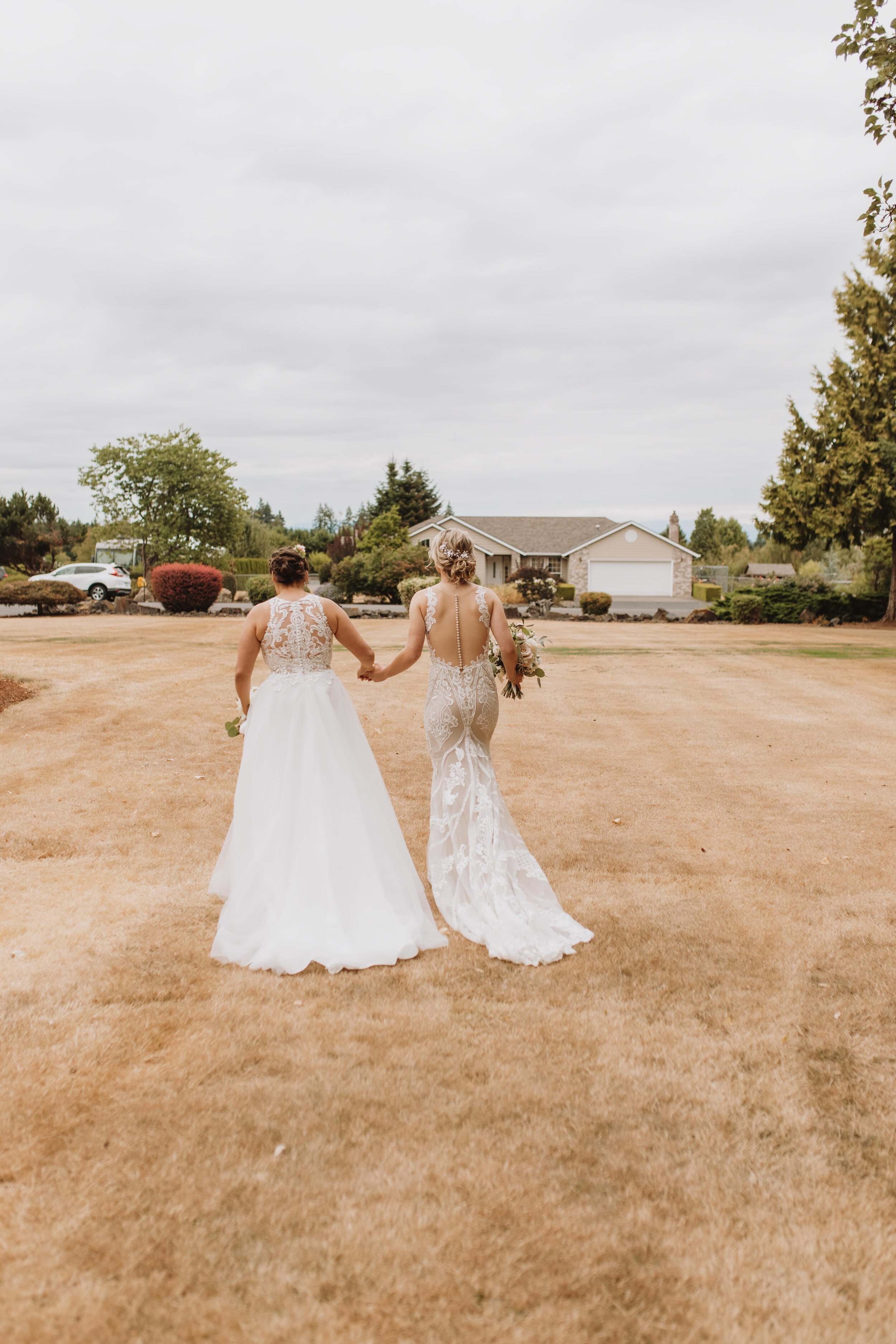 molly-alix-backyard-warren-oregon-wedding-2021-90.jpg