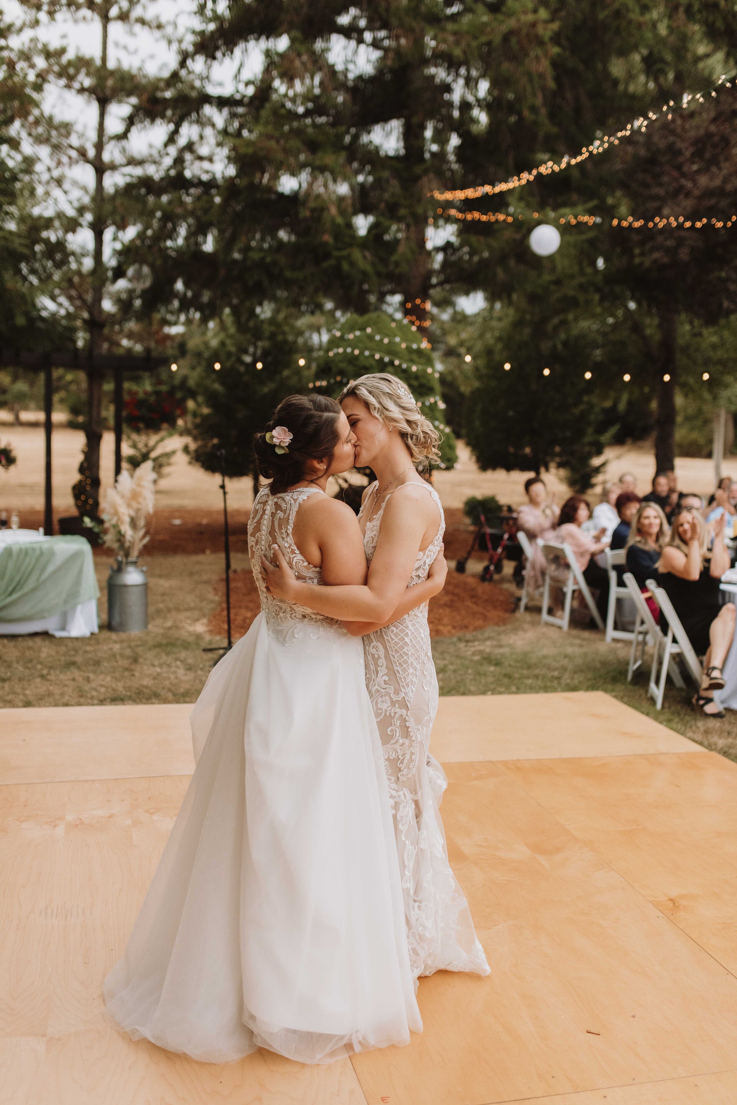 molly-alix-backyard-warren-oregon-wedding-2021-126.jpg