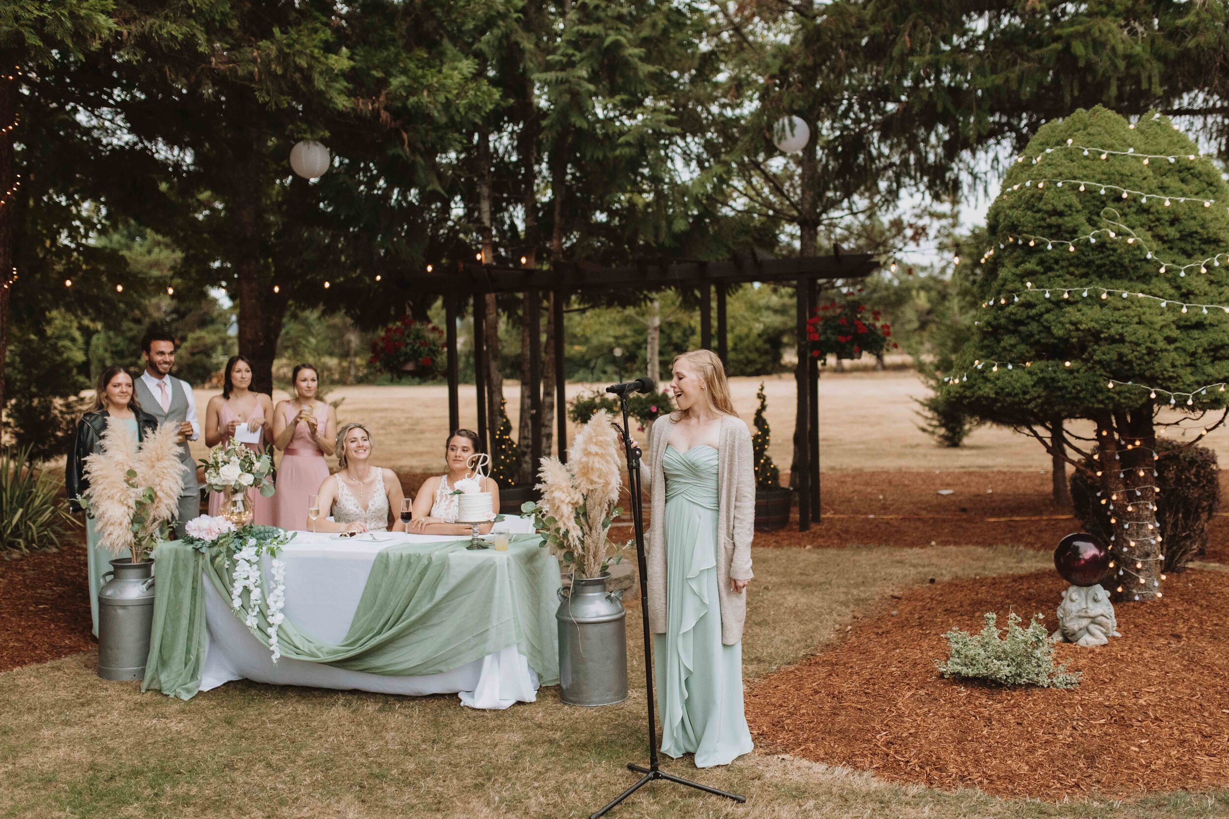 molly-alix-backyard-warren-oregon-wedding-2021-147.jpg
